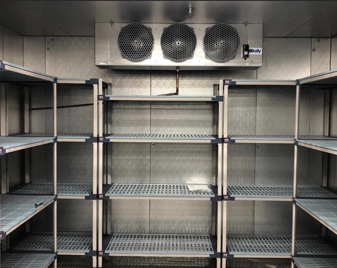 MetroMax 4 Shelving in a commercial freezer 